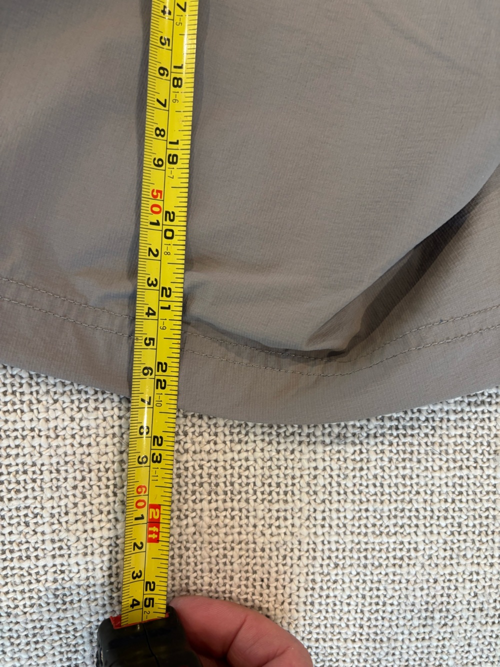 Women's Plus Armachillo Cooling 10" Shorts 22W in Pewter - Picture 4 of 5